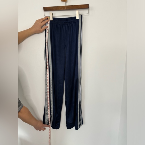 Vintage Boys Tear away Nike Track Pants - Picture 11 of 13